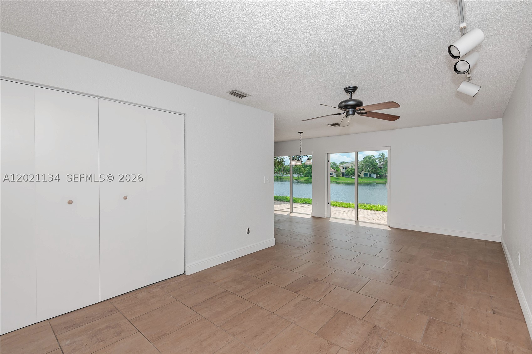 JACARANDA PARCEL 216 - Residential