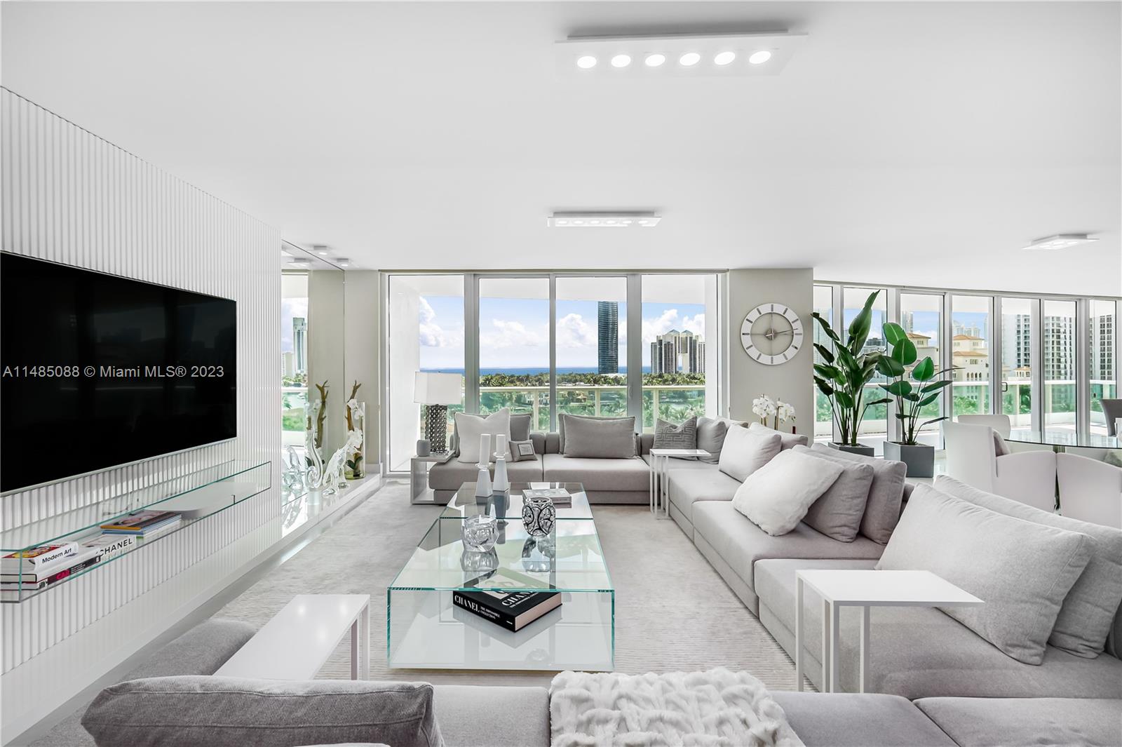 TOWERS OF PORTO VITA-NORT - Residential
