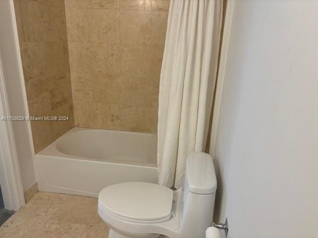 LOFTS AT MAYFAIR CONDO - Residential Lease