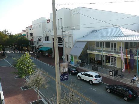 LOFTS AT MAYFAIR CONDO - Residential Lease