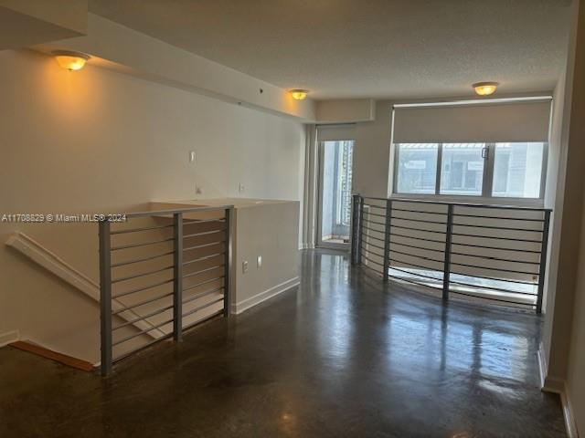 LOFTS AT MAYFAIR CONDO - Residential Lease