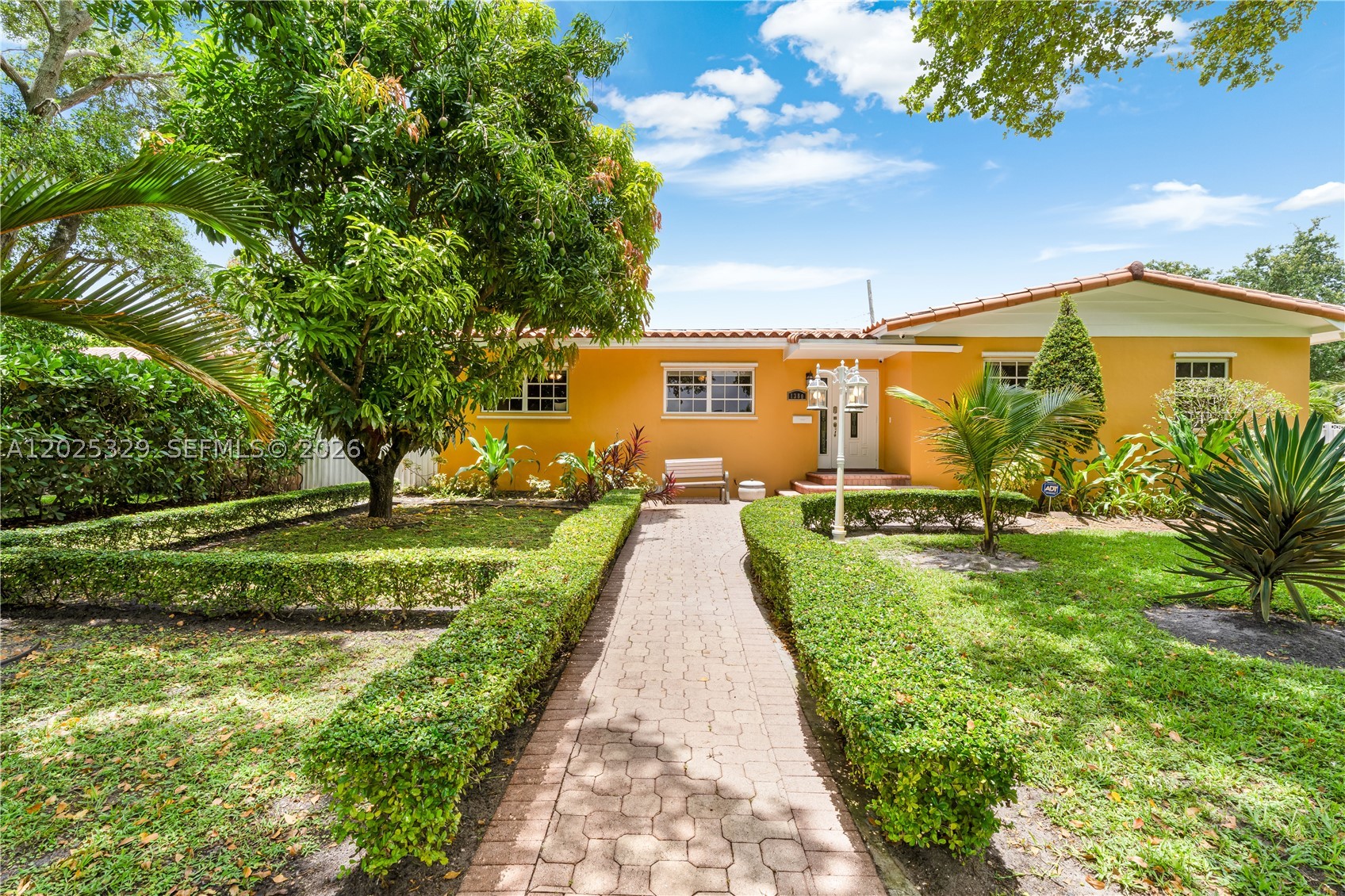 ANDIGEL - Residential Lease