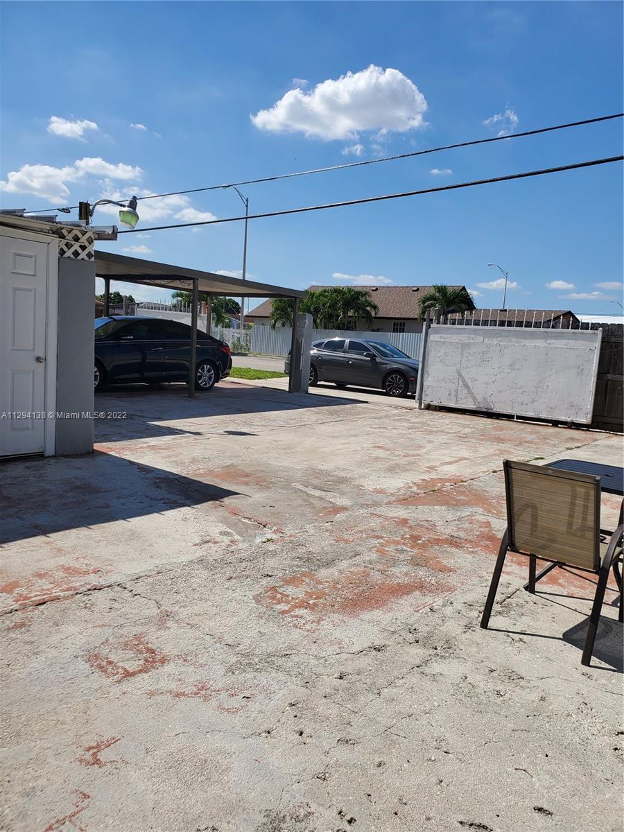 6TH ADDN TO HIALEAH - Residential