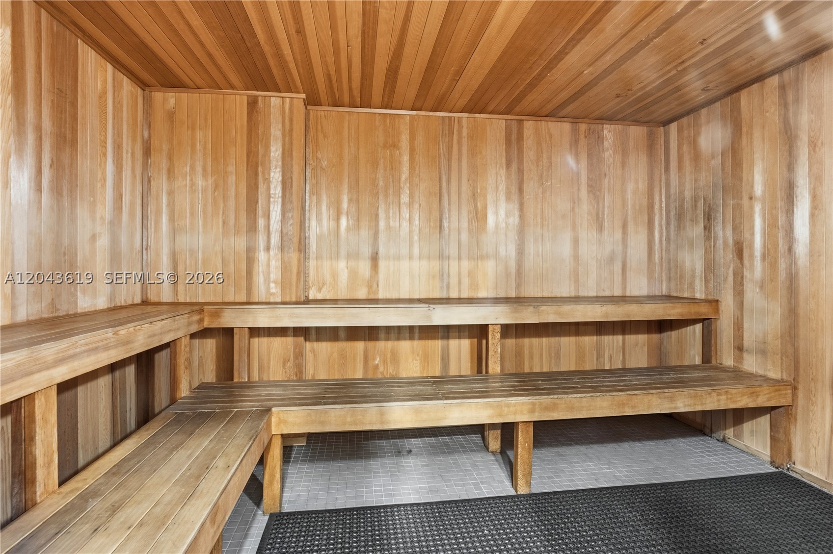 QUANTUM ON THE BAY CONDO - Residential
