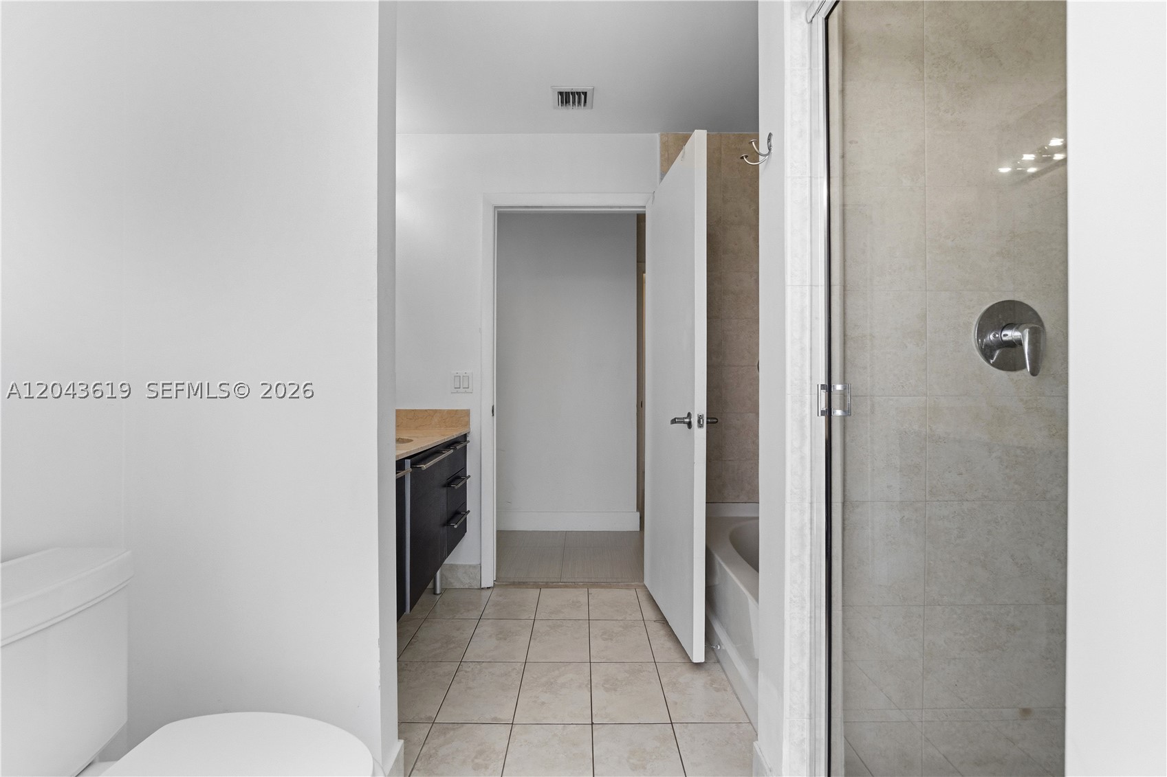 QUANTUM ON THE BAY CONDO - Residential
