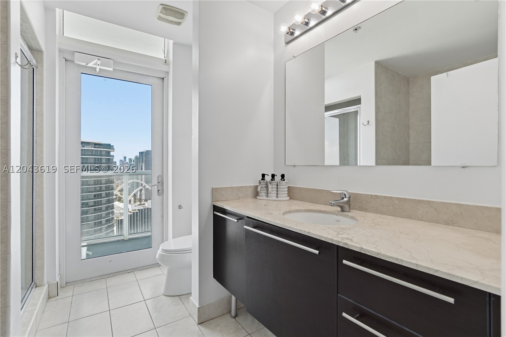 QUANTUM ON THE BAY CONDO - Residential