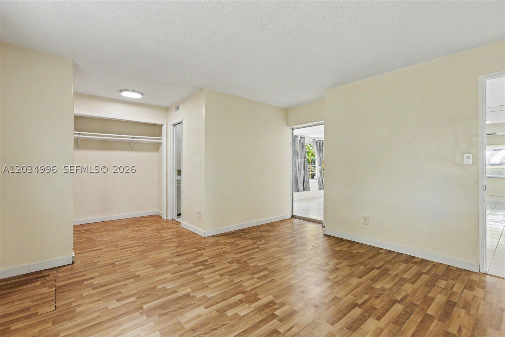 OAKLAND ESTATES 2ND SEC - Residential