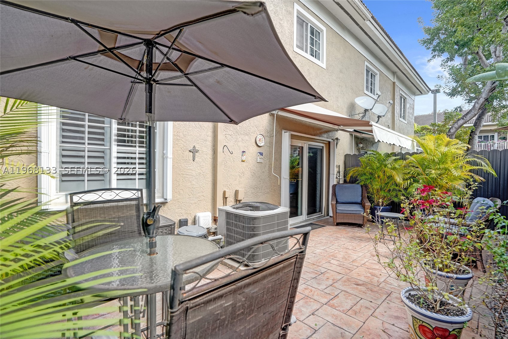 WASHINGTON PALMS CONDO - Residential