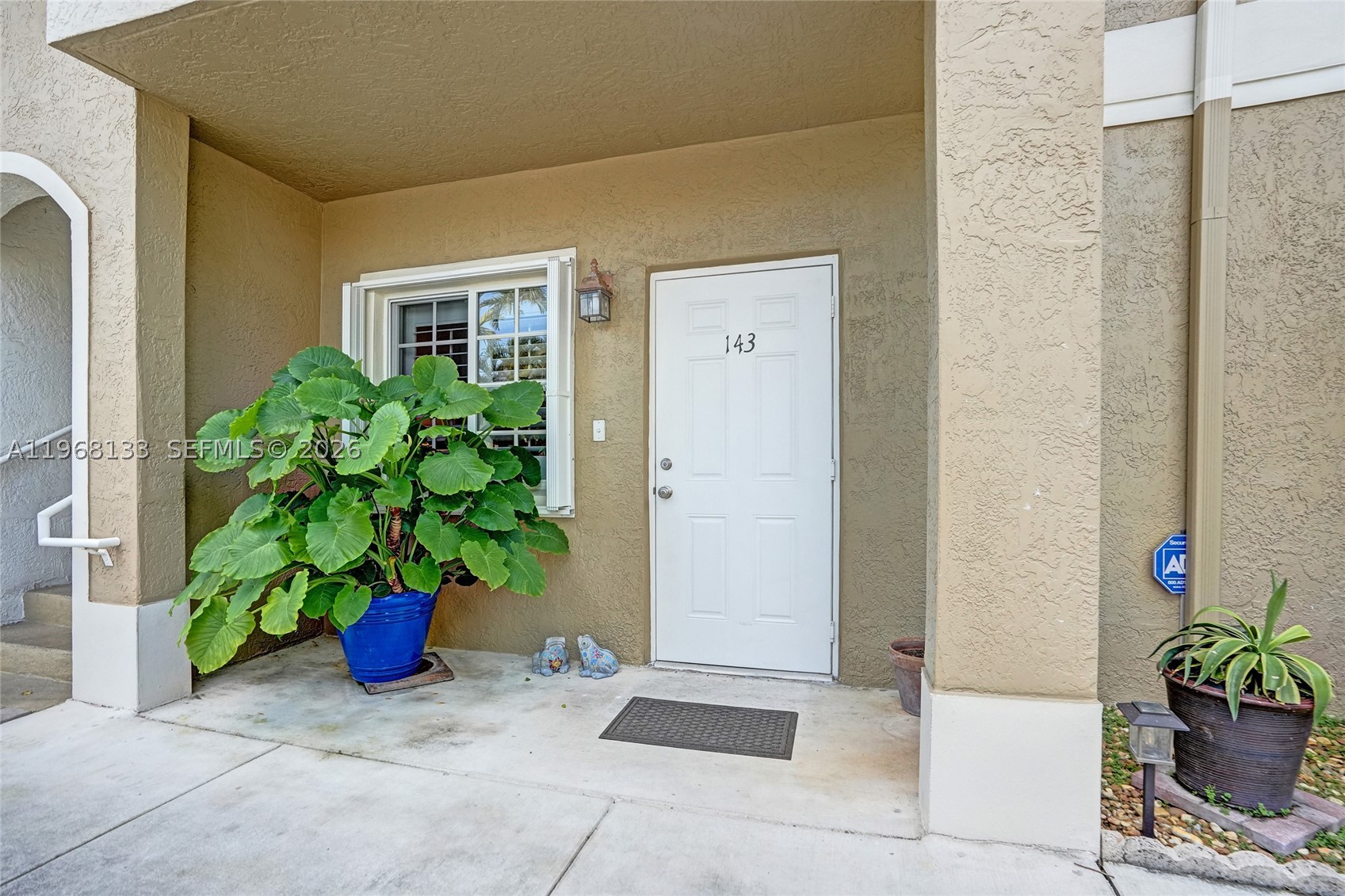 WASHINGTON PALMS CONDO - Residential