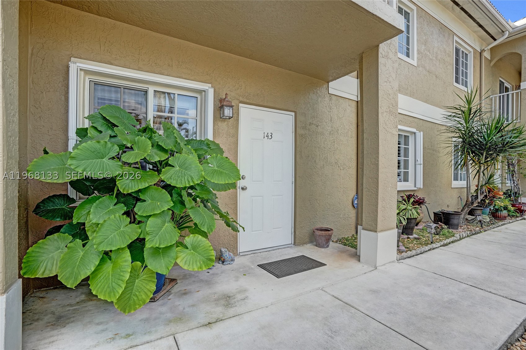 WASHINGTON PALMS CONDO - Residential