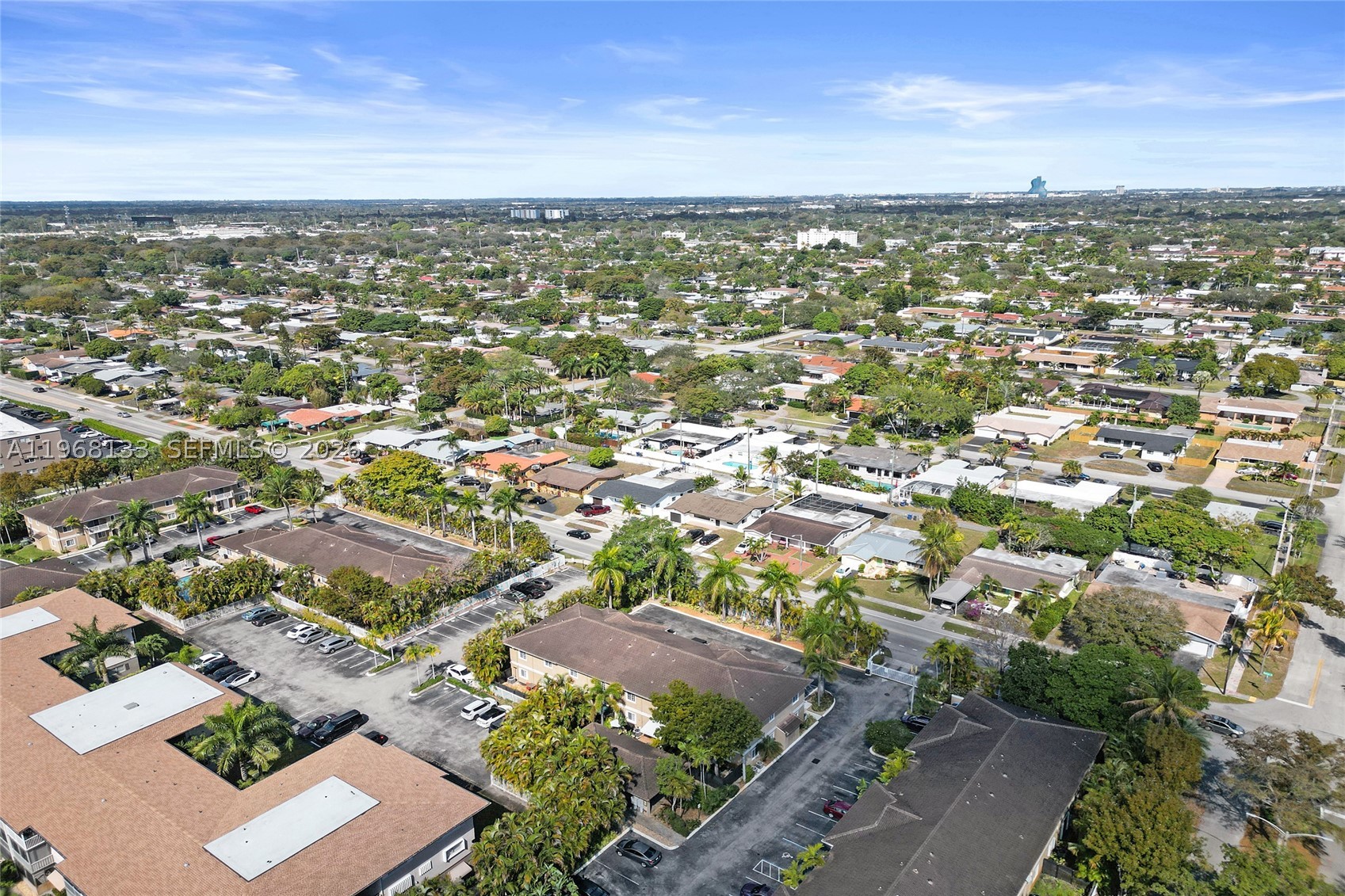 WASHINGTON PALMS CONDO - Residential