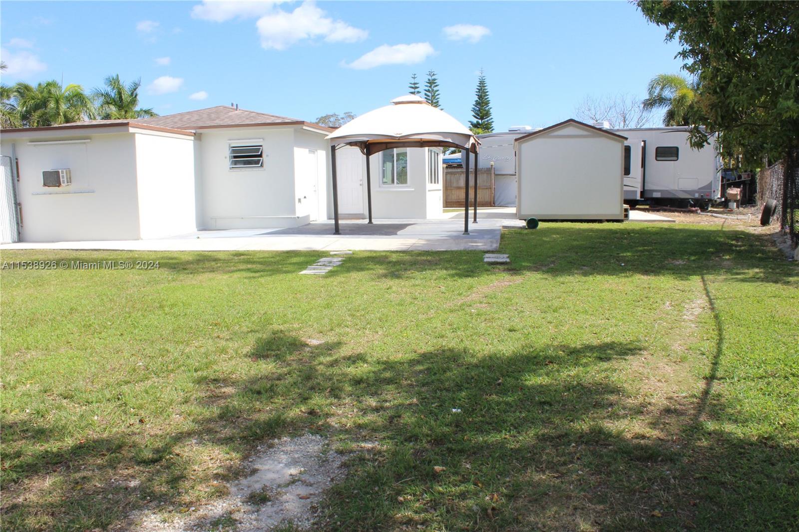 DIXIE ESTATES 1ST ADDN - Residential Lease