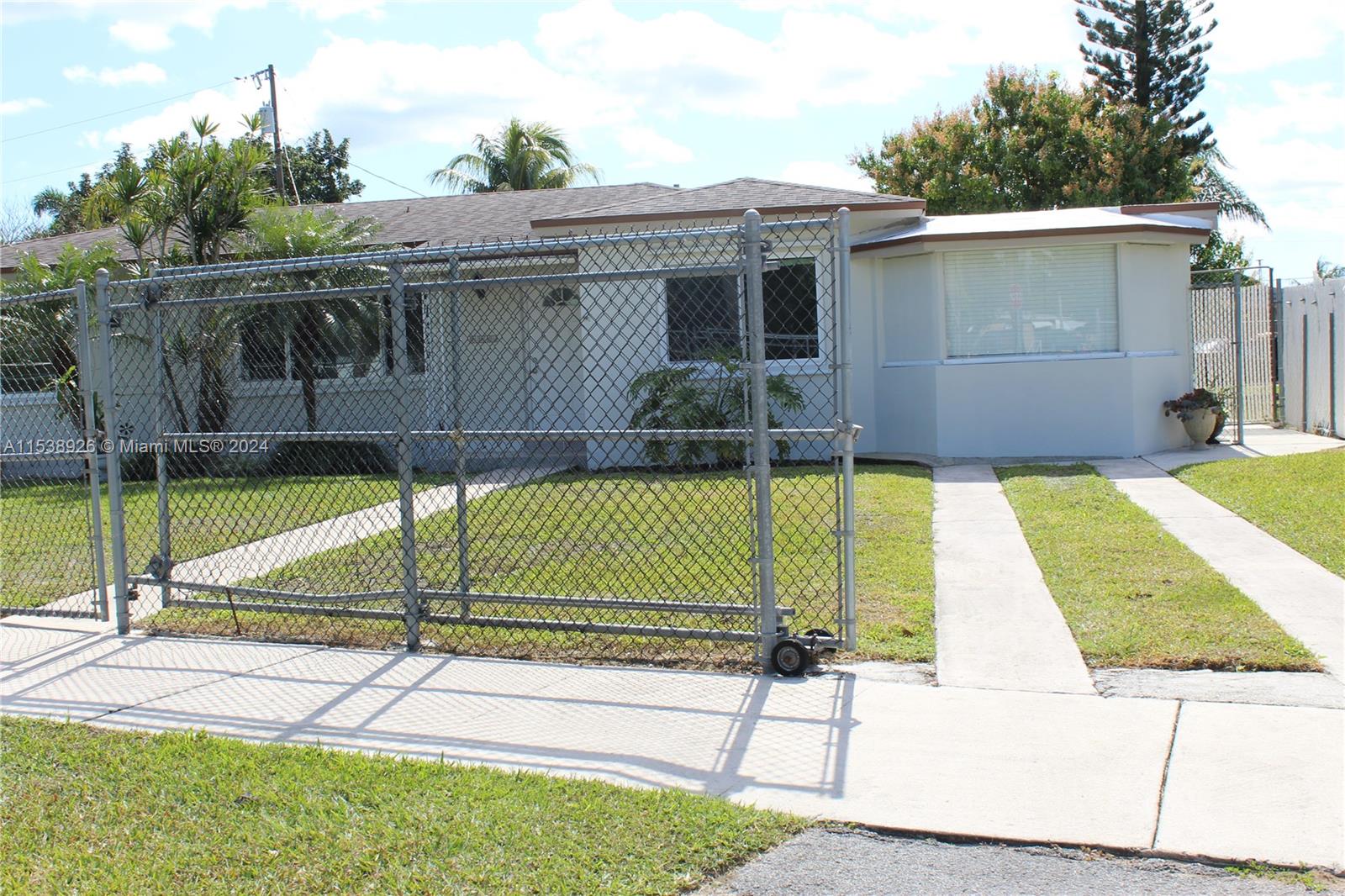DIXIE ESTATES 1ST ADDN - Residential Lease