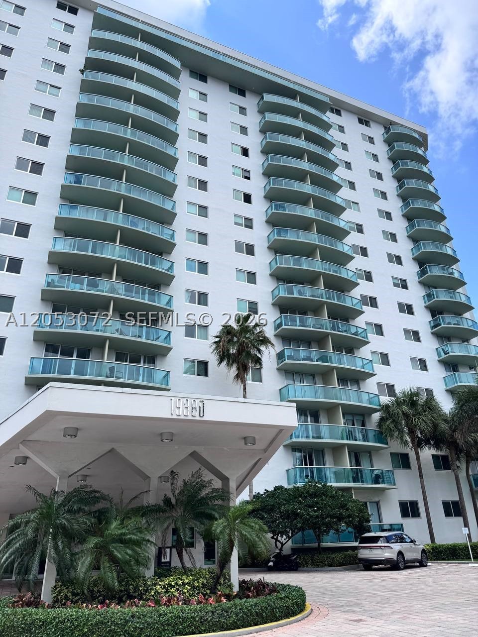 OCEANVIEW BUILDING B COND - Residential Lease
