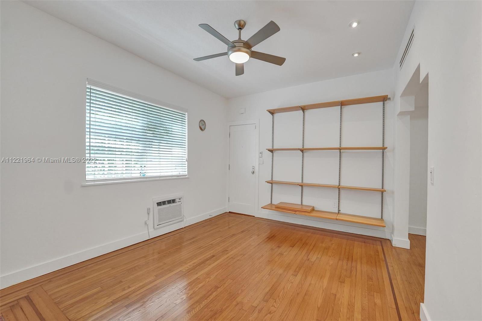 ST REMY CONDO - Residential