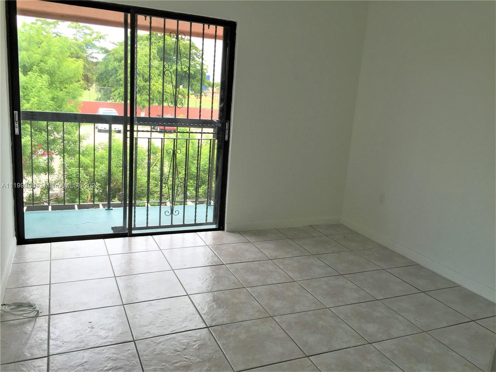 HIALEAH CLUB VILLAS CONDO - Residential