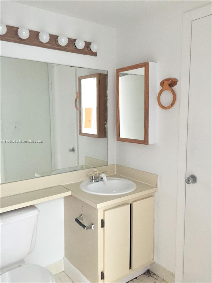 HIALEAH CLUB VILLAS CONDO - Residential