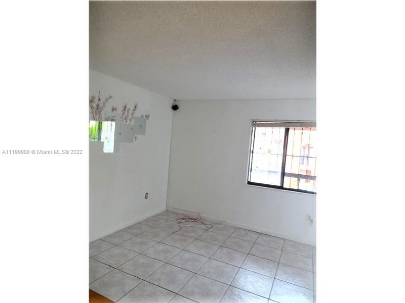 HIALEAH CLUB VILLAS CONDO - Residential