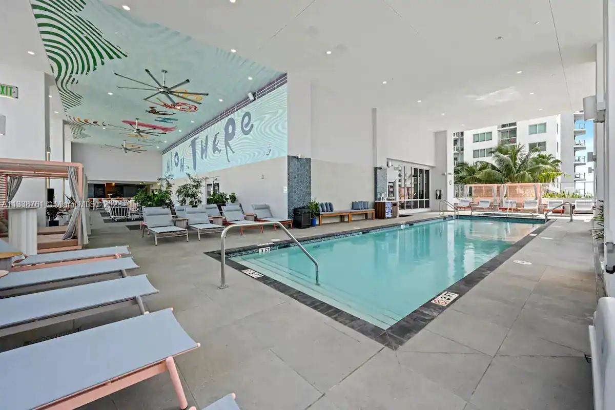 Yotelpad - Residential
