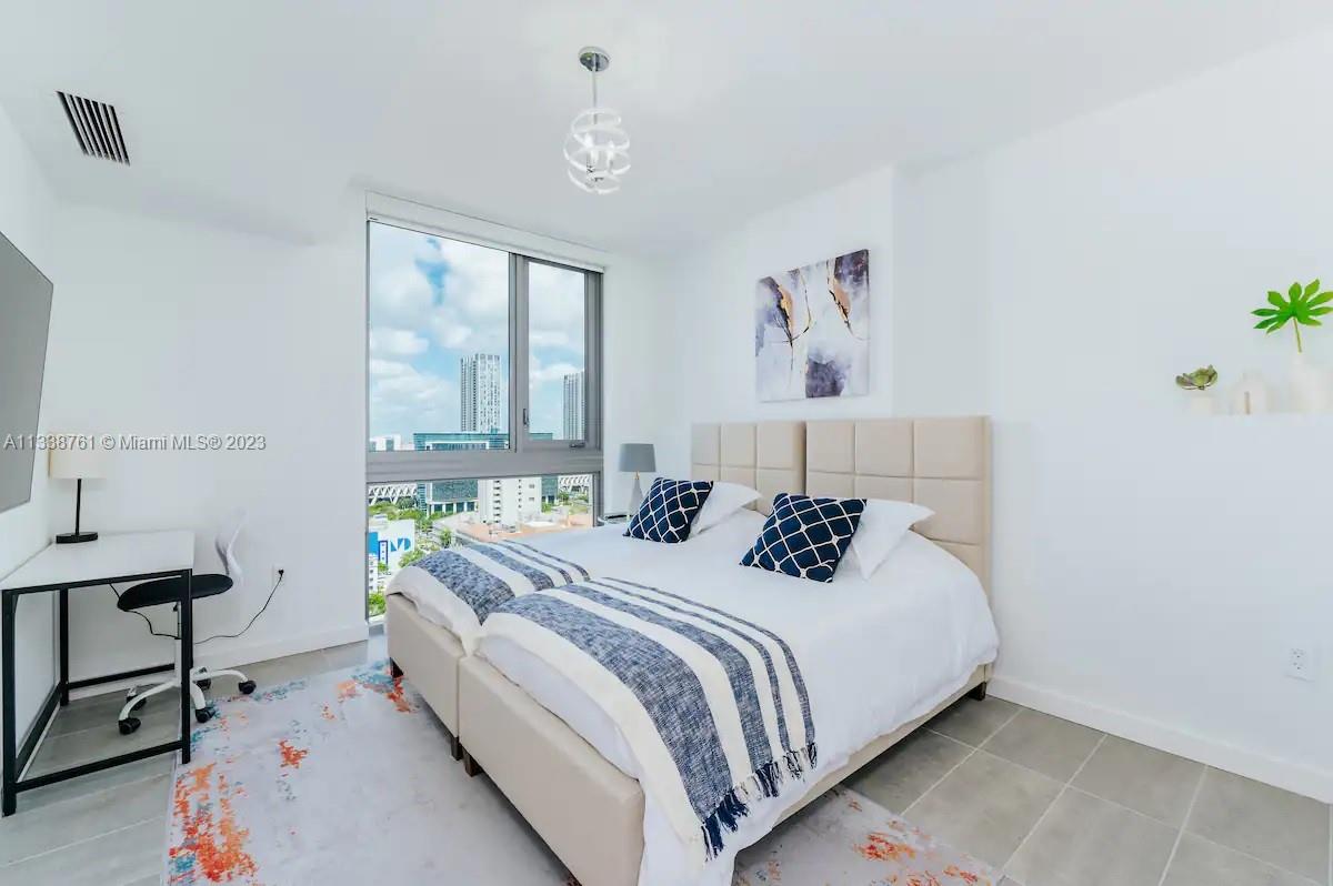 Yotelpad - Residential