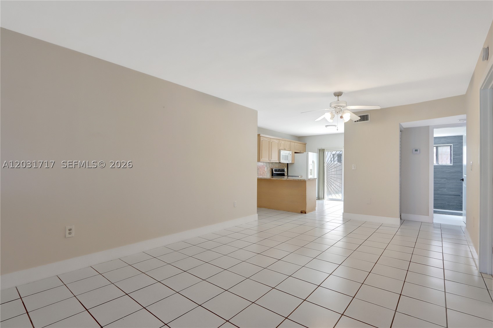 EL PRADO XI CONDO - Residential Lease