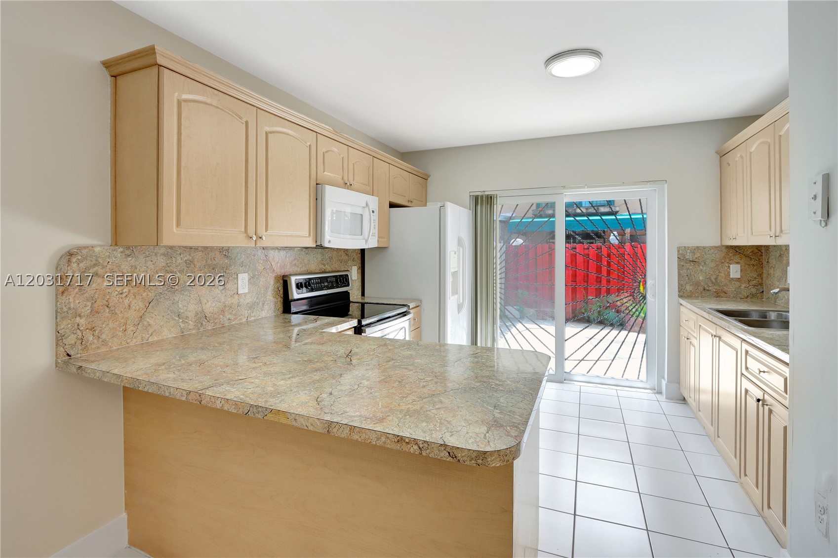 EL PRADO XI CONDO - Residential Lease