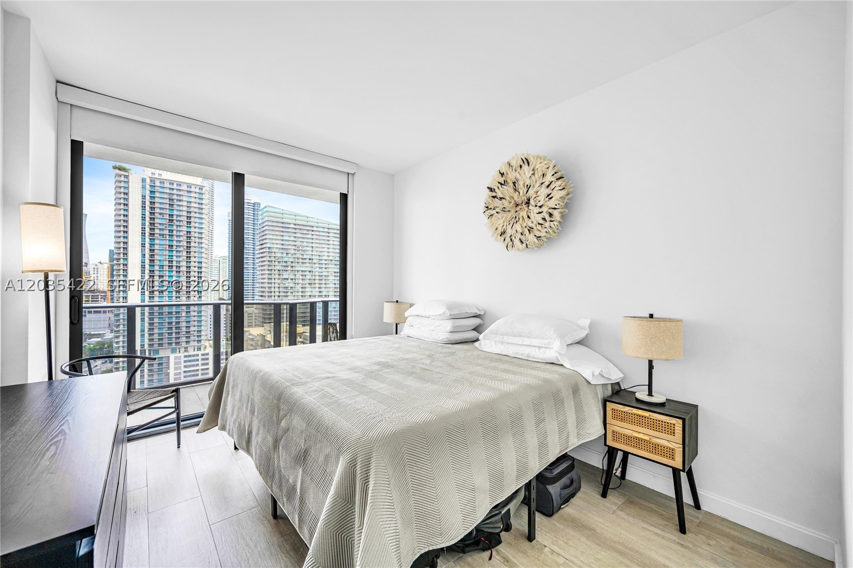 BRICKELL HEIGHTS EAST CON - Residential Lease
