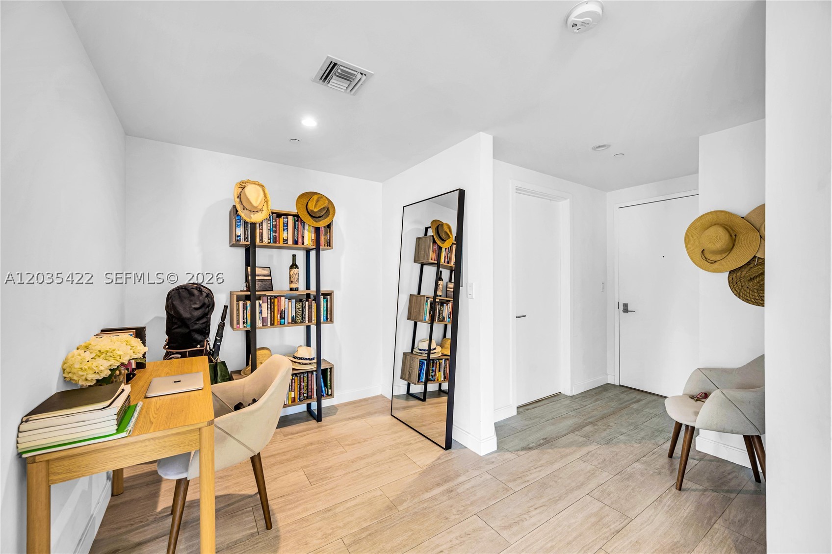 BRICKELL HEIGHTS EAST CON - Residential Lease