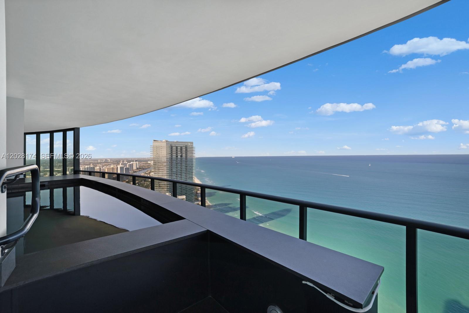 18555 COLLINS AVENUE COND - Residential Lease
