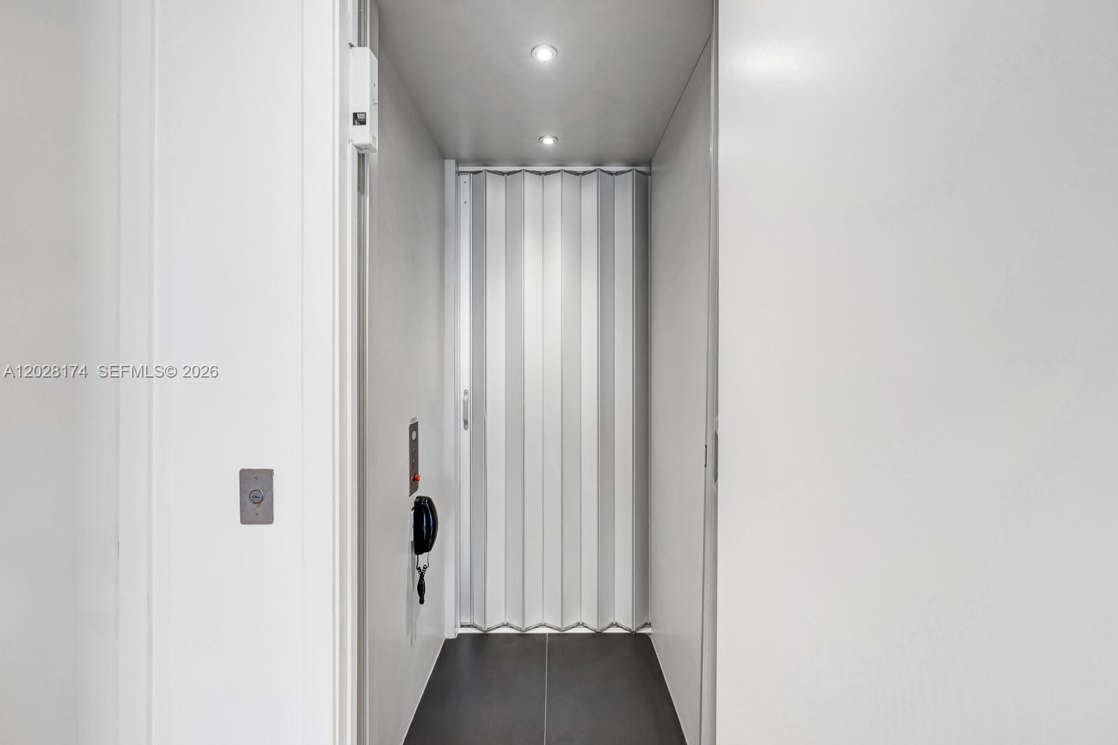 18555 COLLINS AVENUE COND - Residential Lease