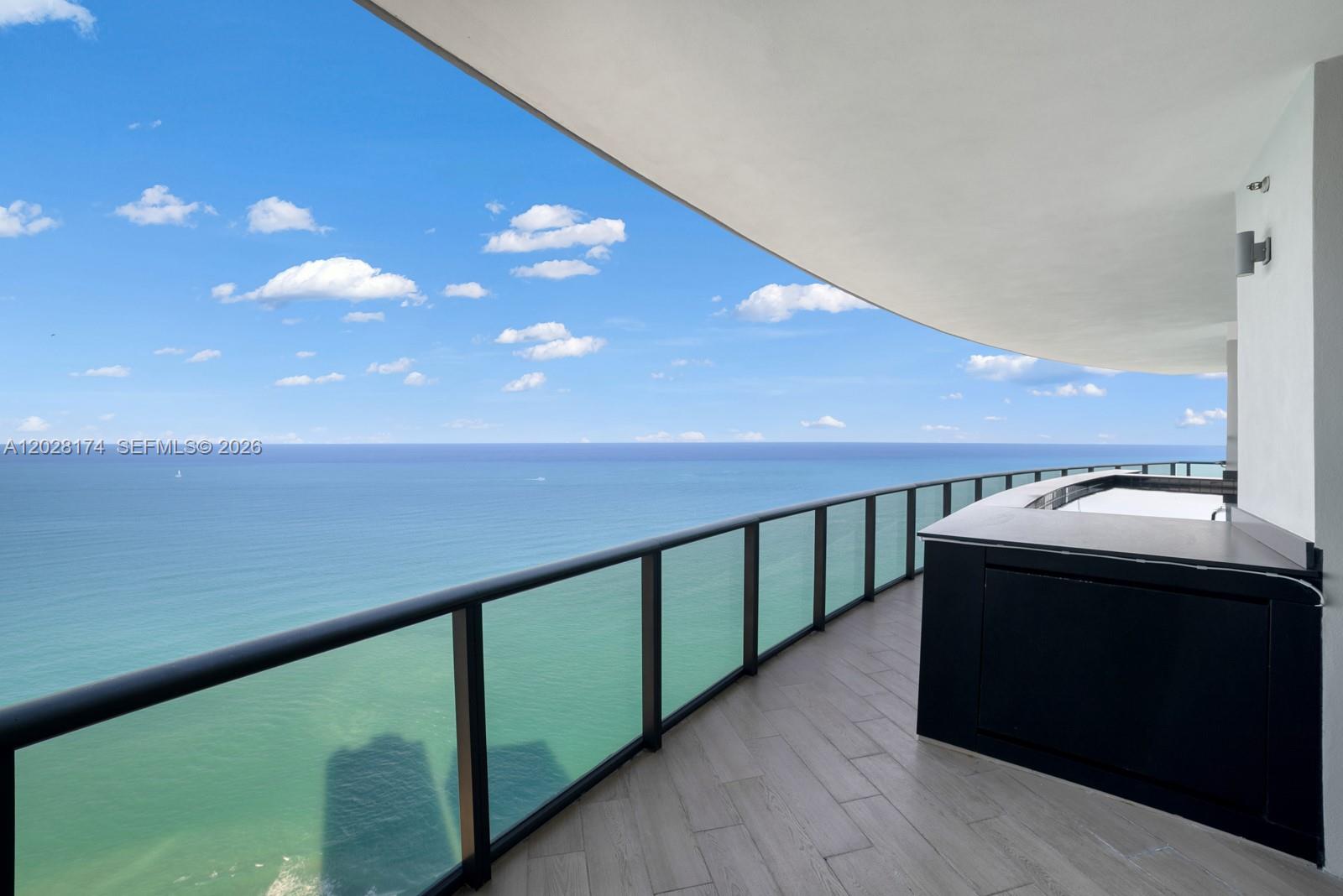 18555 COLLINS AVENUE COND - Residential Lease