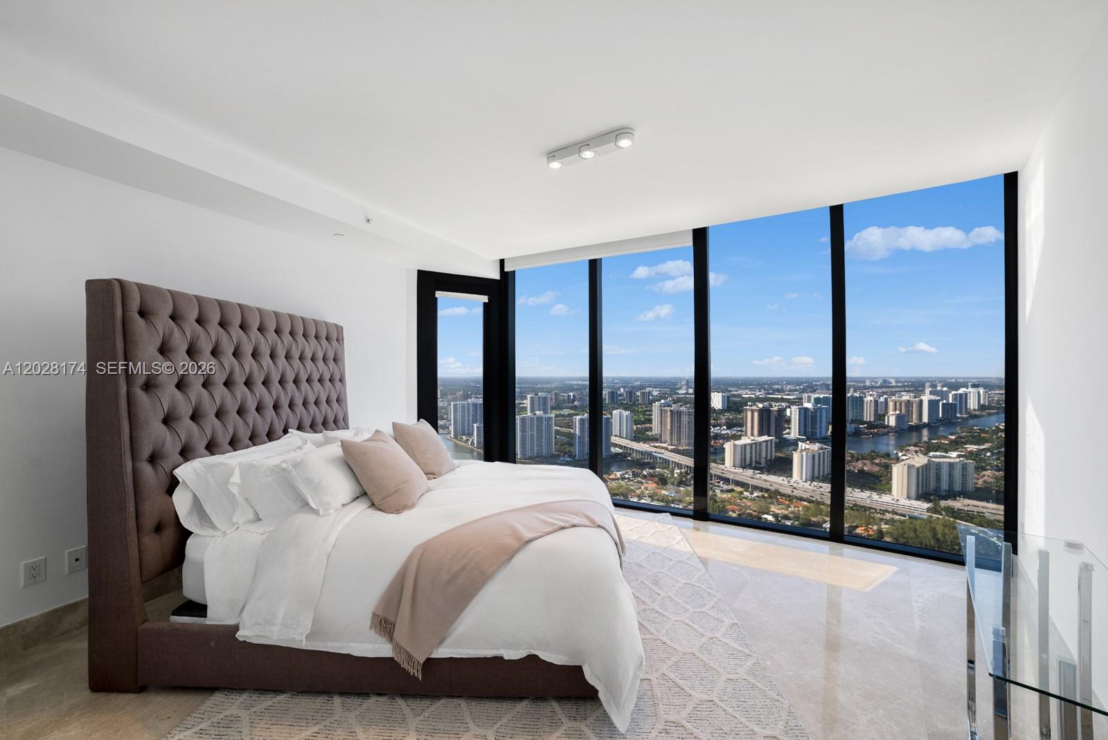 18555 COLLINS AVENUE COND - Residential Lease