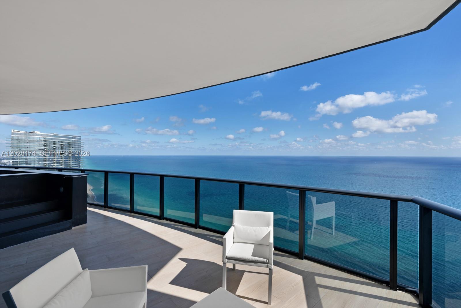 18555 COLLINS AVENUE COND - Residential Lease