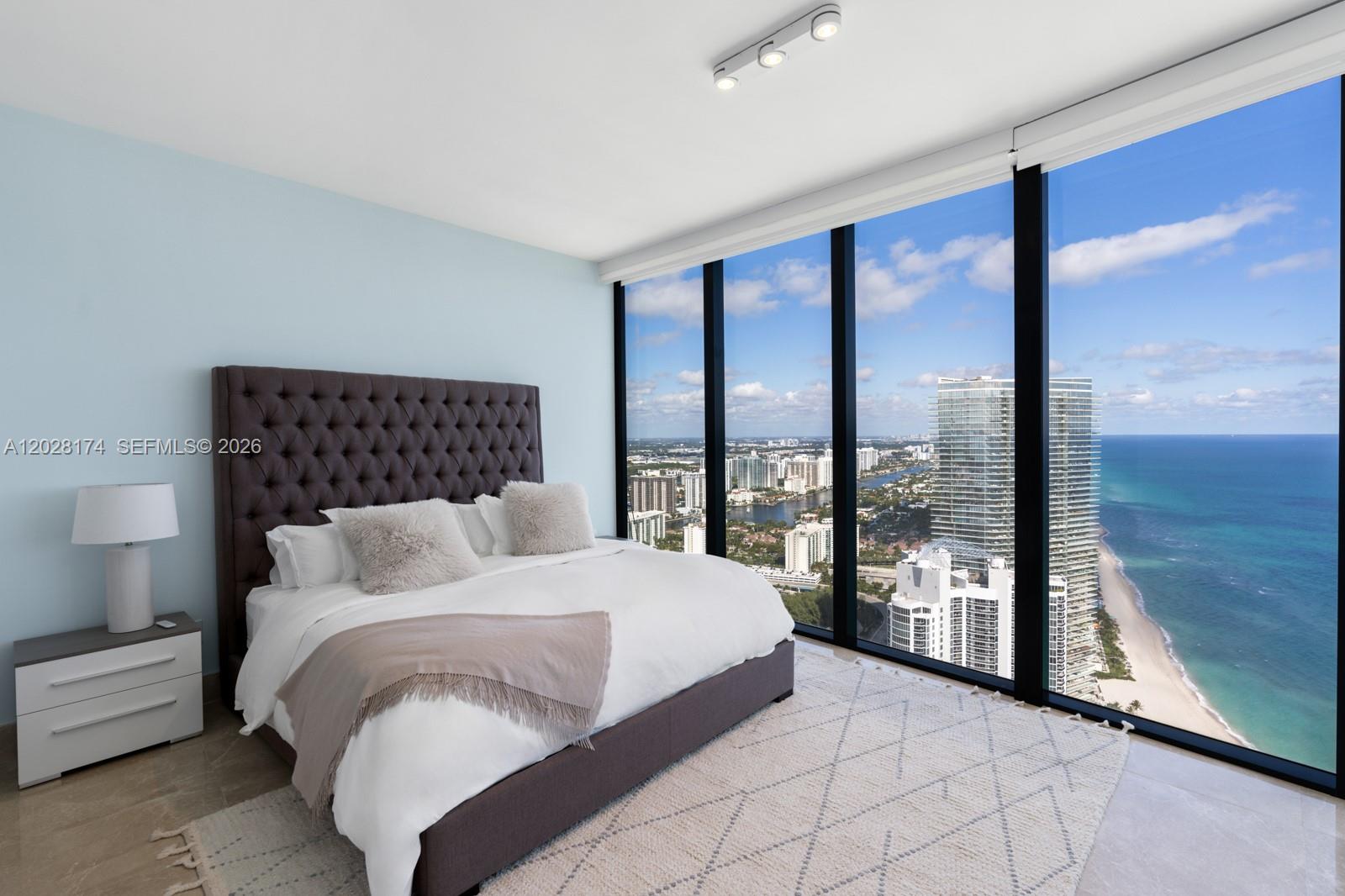 18555 COLLINS AVENUE COND - Residential Lease