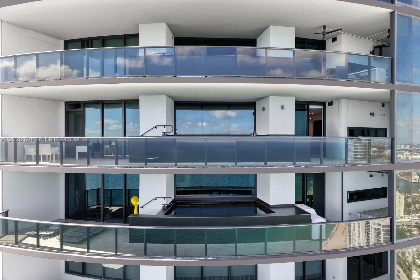 18555 COLLINS AVENUE COND - Residential Lease