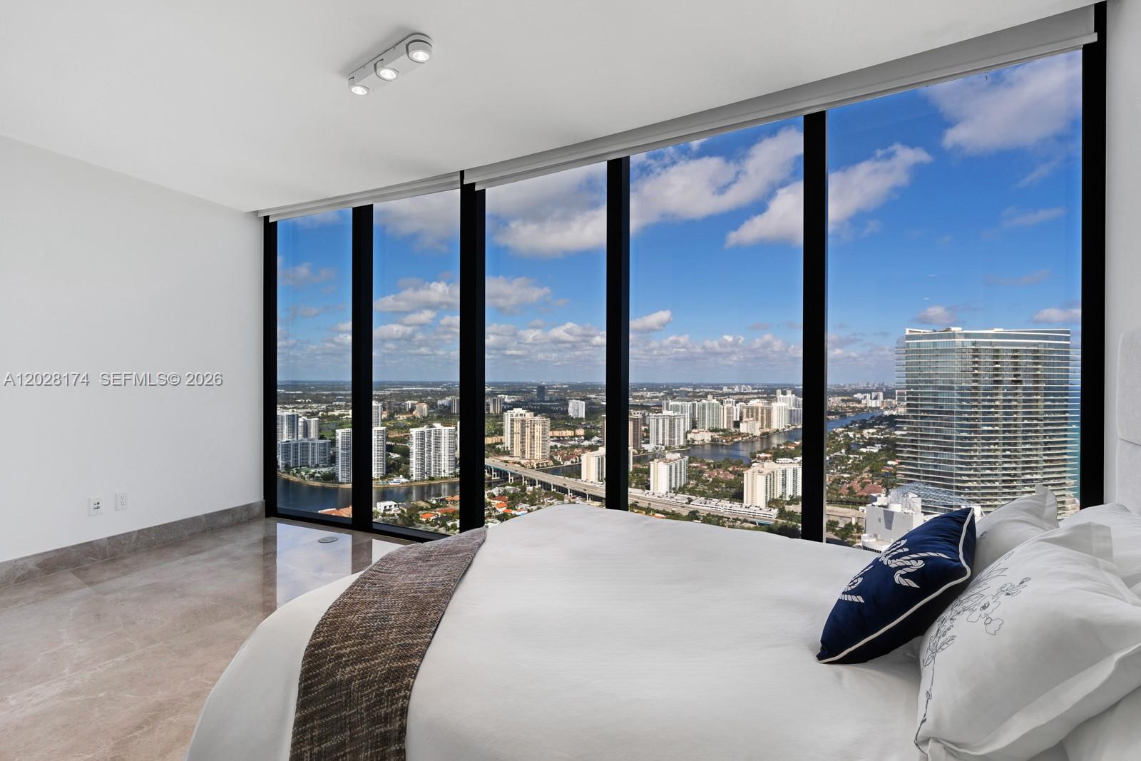 18555 COLLINS AVENUE COND - Residential Lease