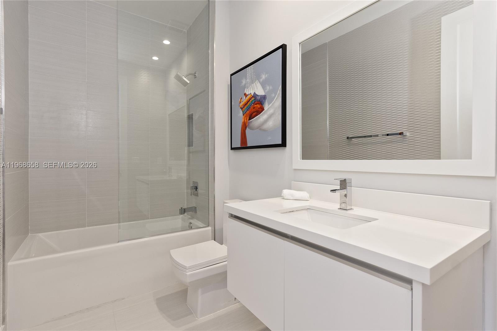 LANDMARK AT DORAL - Residential Lease