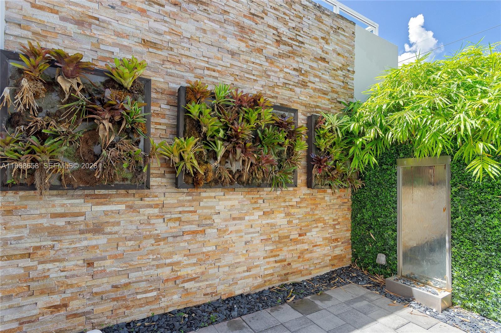 LANDMARK AT DORAL - Residential Lease