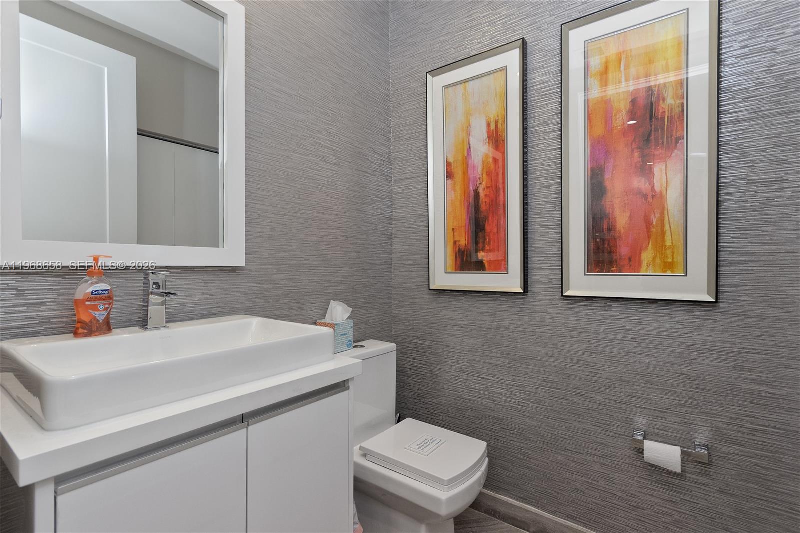 LANDMARK AT DORAL - Residential Lease