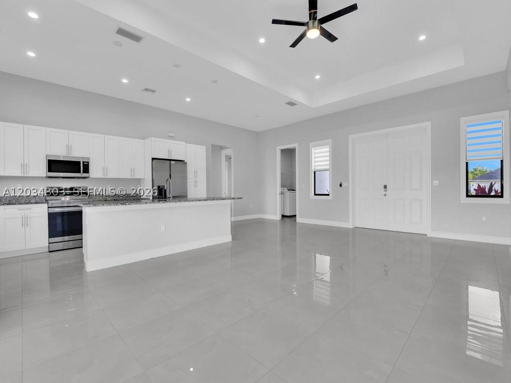 GOLDEN GATE EST UNIT 40 - Residential
