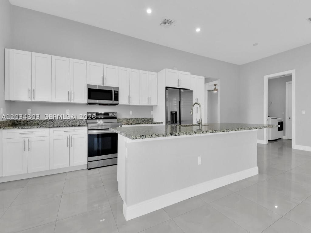 GOLDEN GATE EST UNIT 40 - Residential
