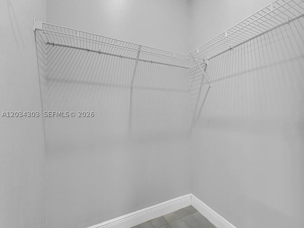GOLDEN GATE EST UNIT 40 - Residential