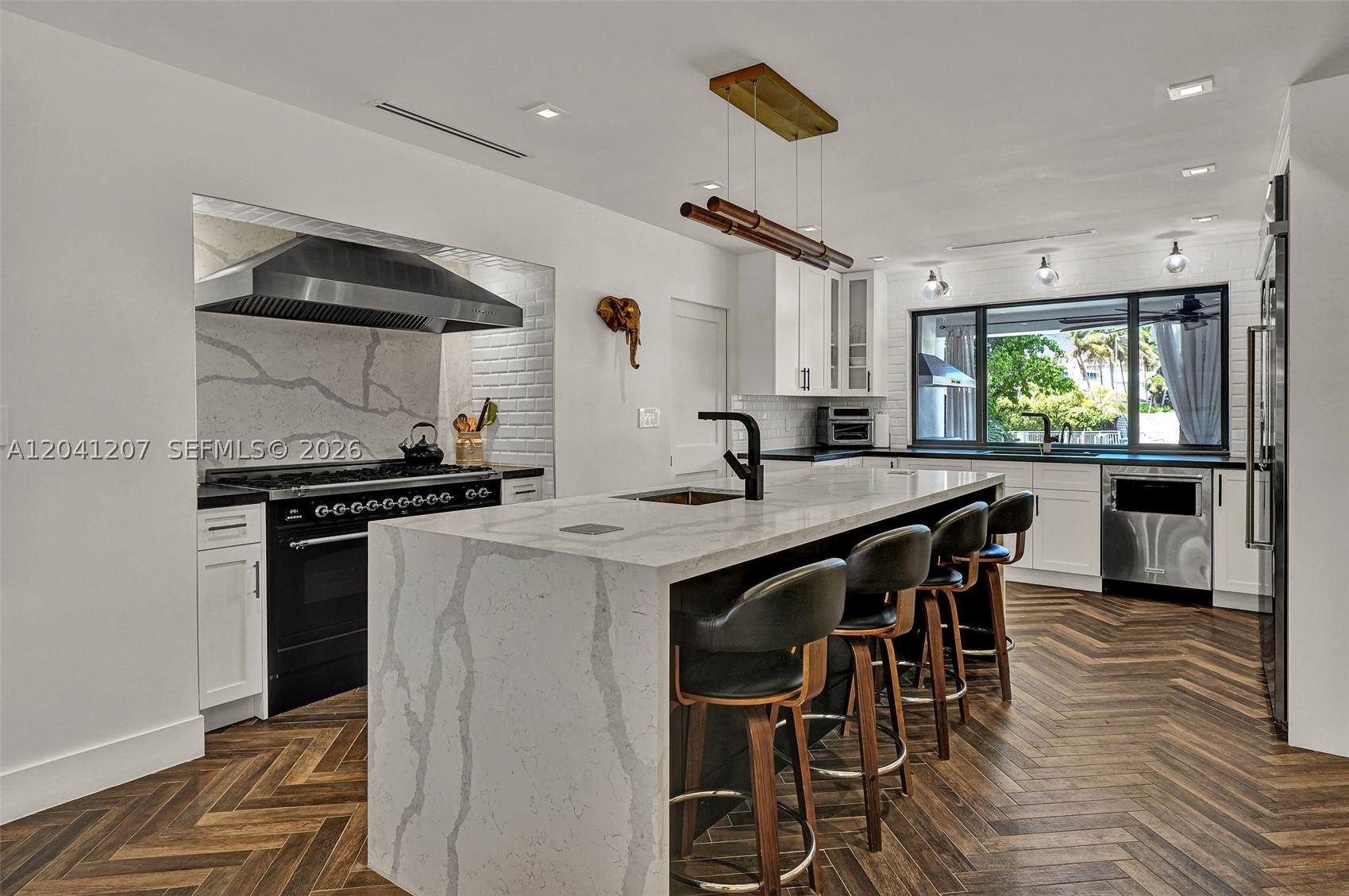 EASTERN SHORES - Residential