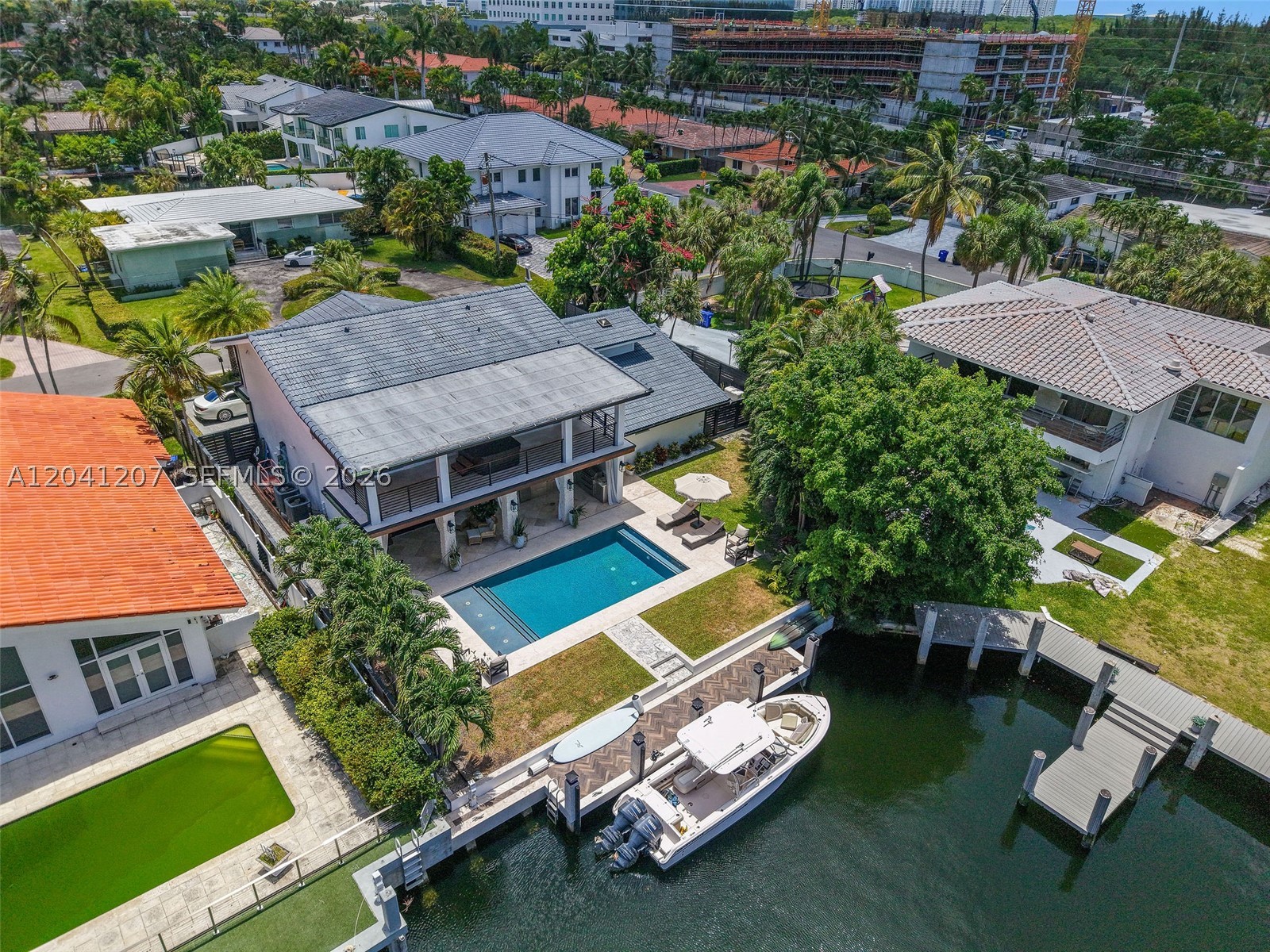EASTERN SHORES - Residential