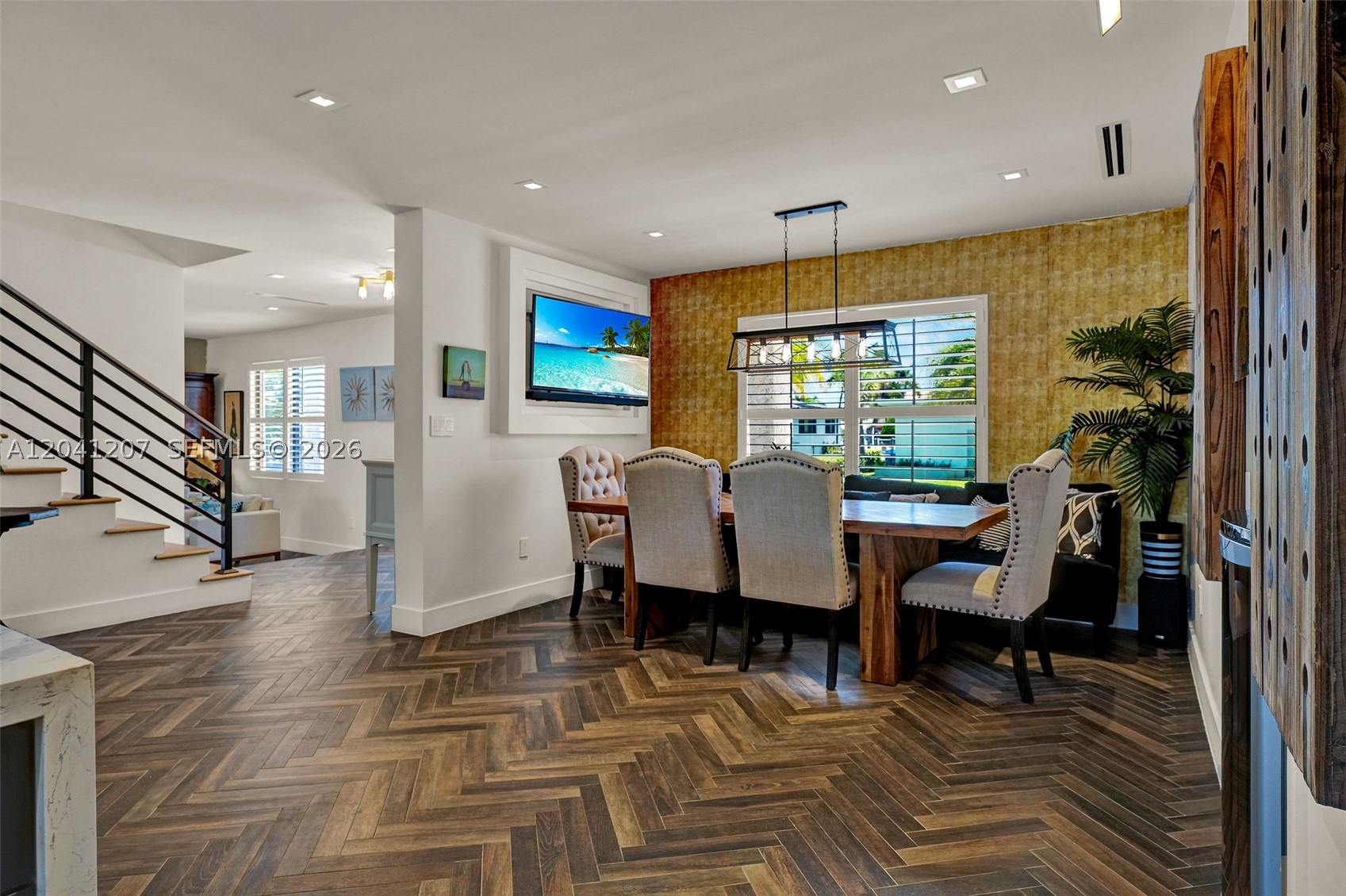 EASTERN SHORES - Residential