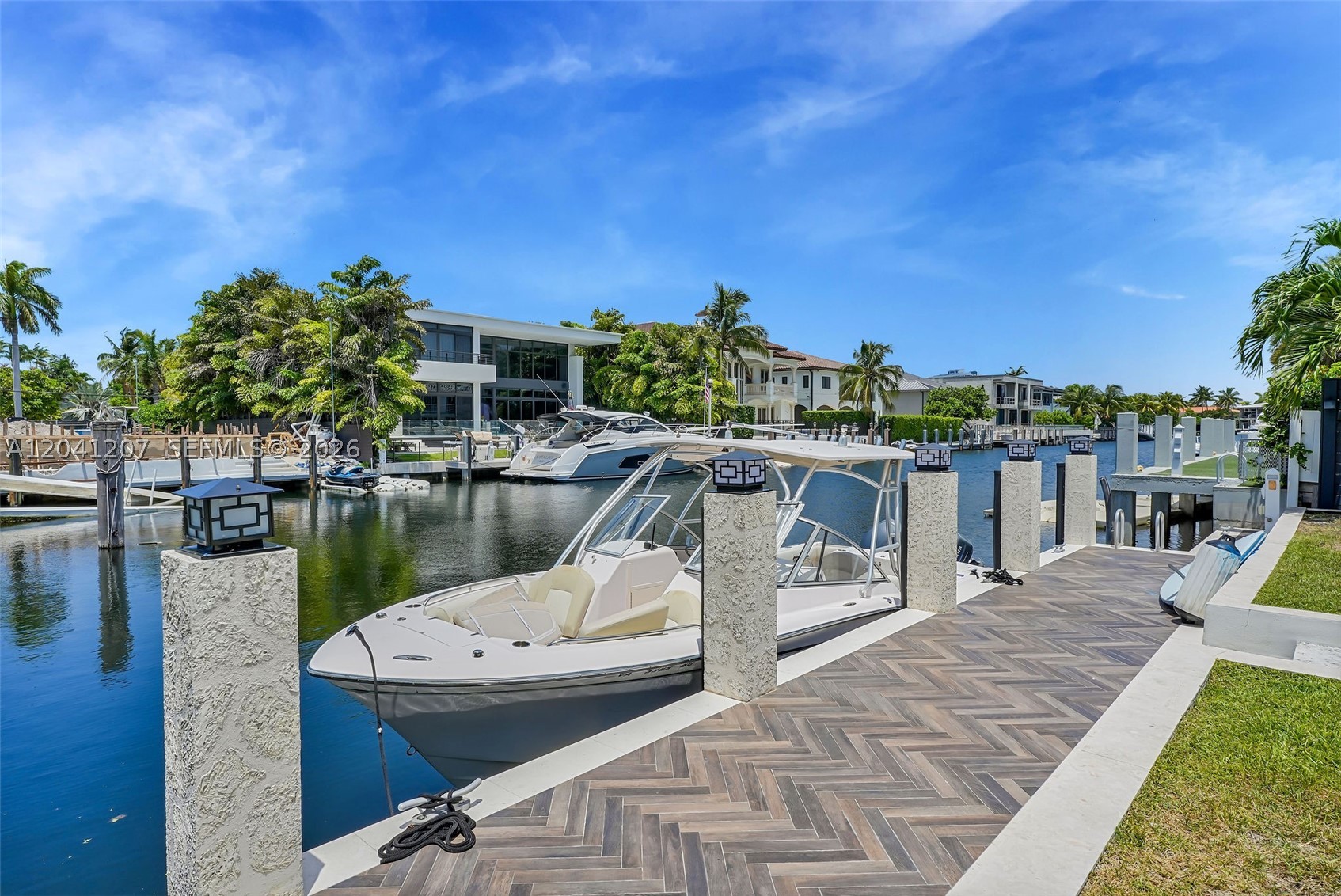 EASTERN SHORES - Residential