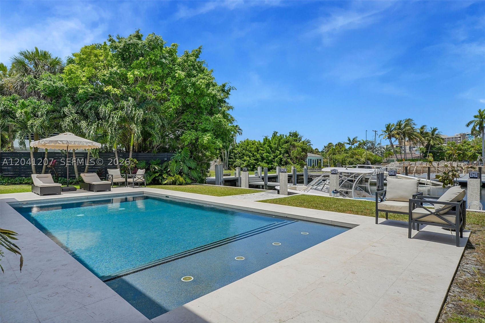 EASTERN SHORES - Residential