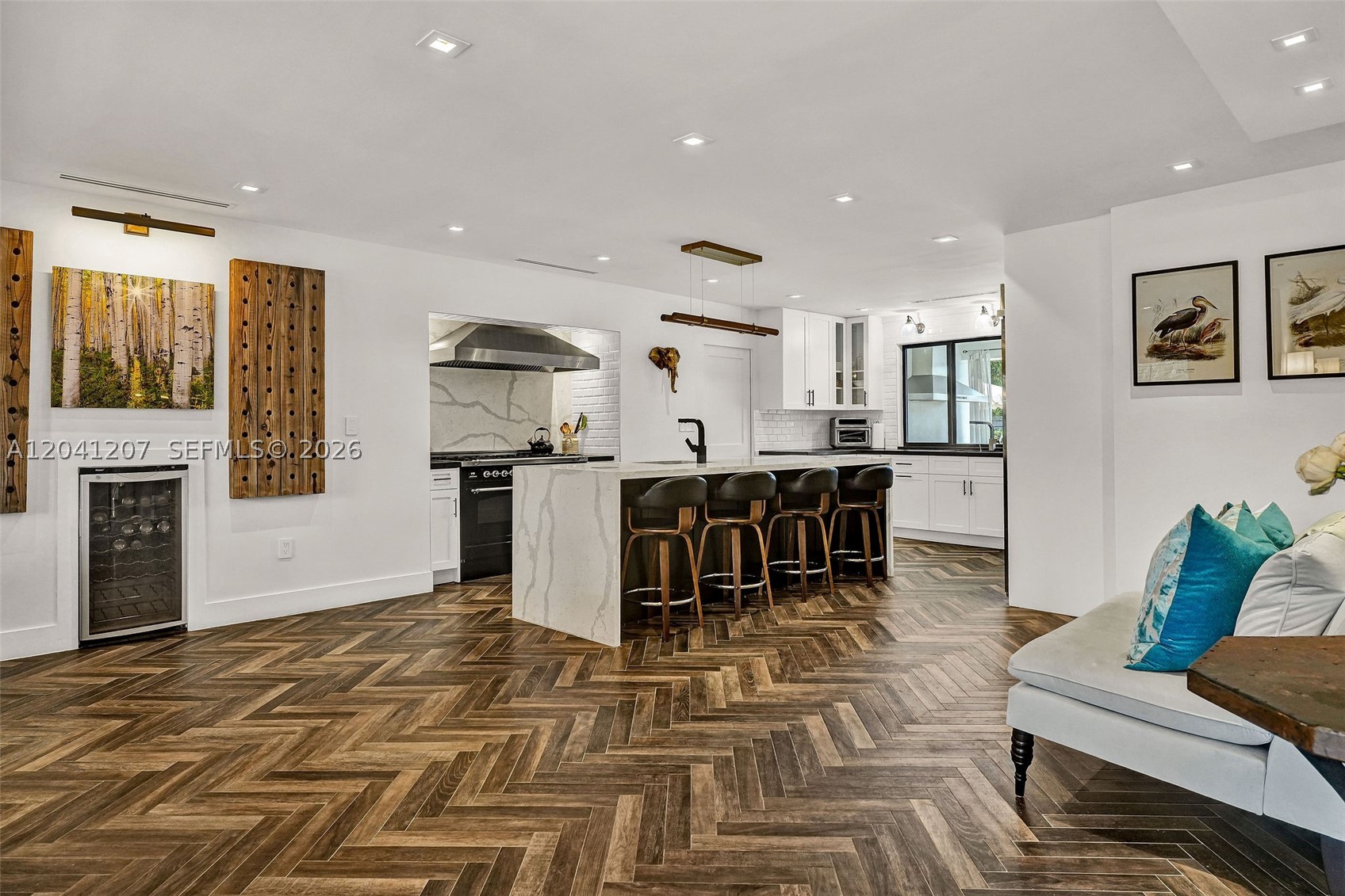 EASTERN SHORES - Residential
