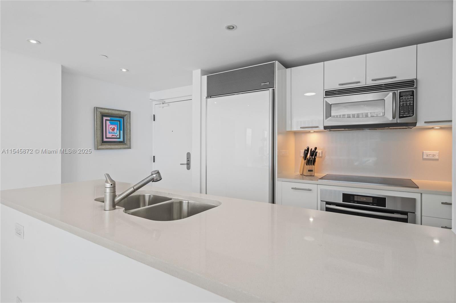 CENTRAL CARILLON BEACH CO - Residential