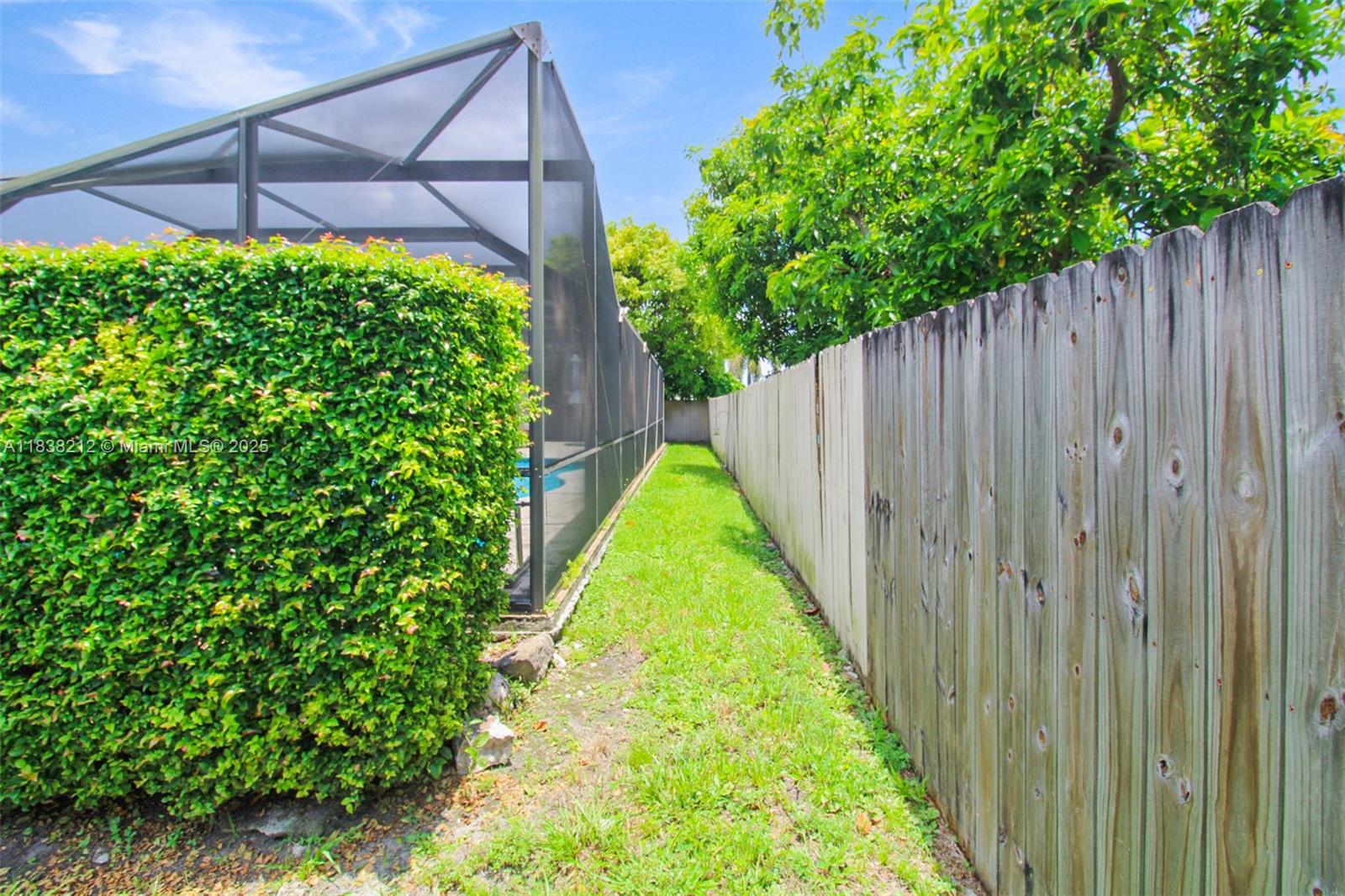 WINSTON PARK UNIT 8 - Residential